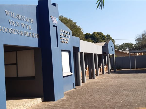 374 m² Commercial space 374 m² Commercial space