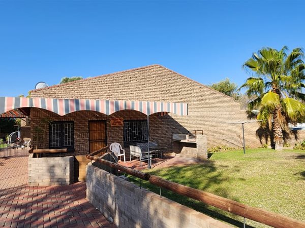 1 Bedroom House 1 Bedroom House