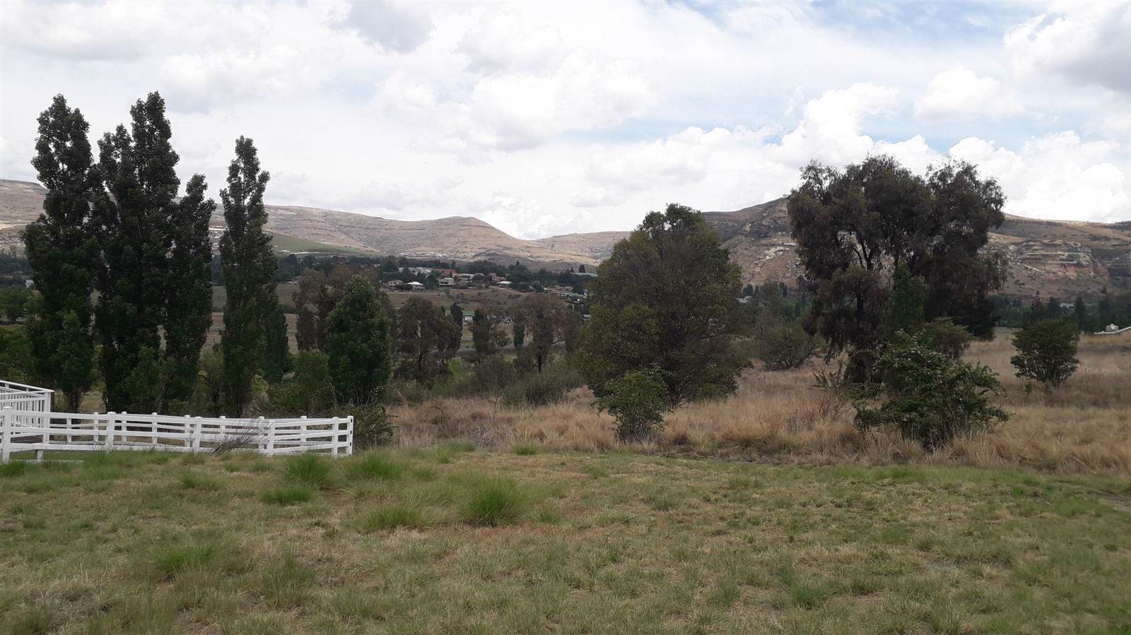 702 m² Land available in Clarens photo number 3