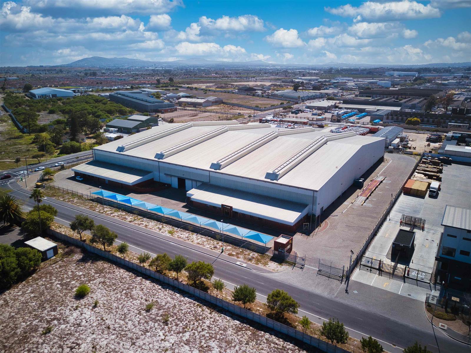 12430  m² Industrial space in Kuilsriver photo number 3