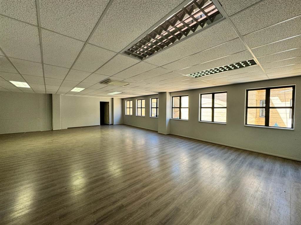 2000  m² Commercial space in Bryanston photo number 7