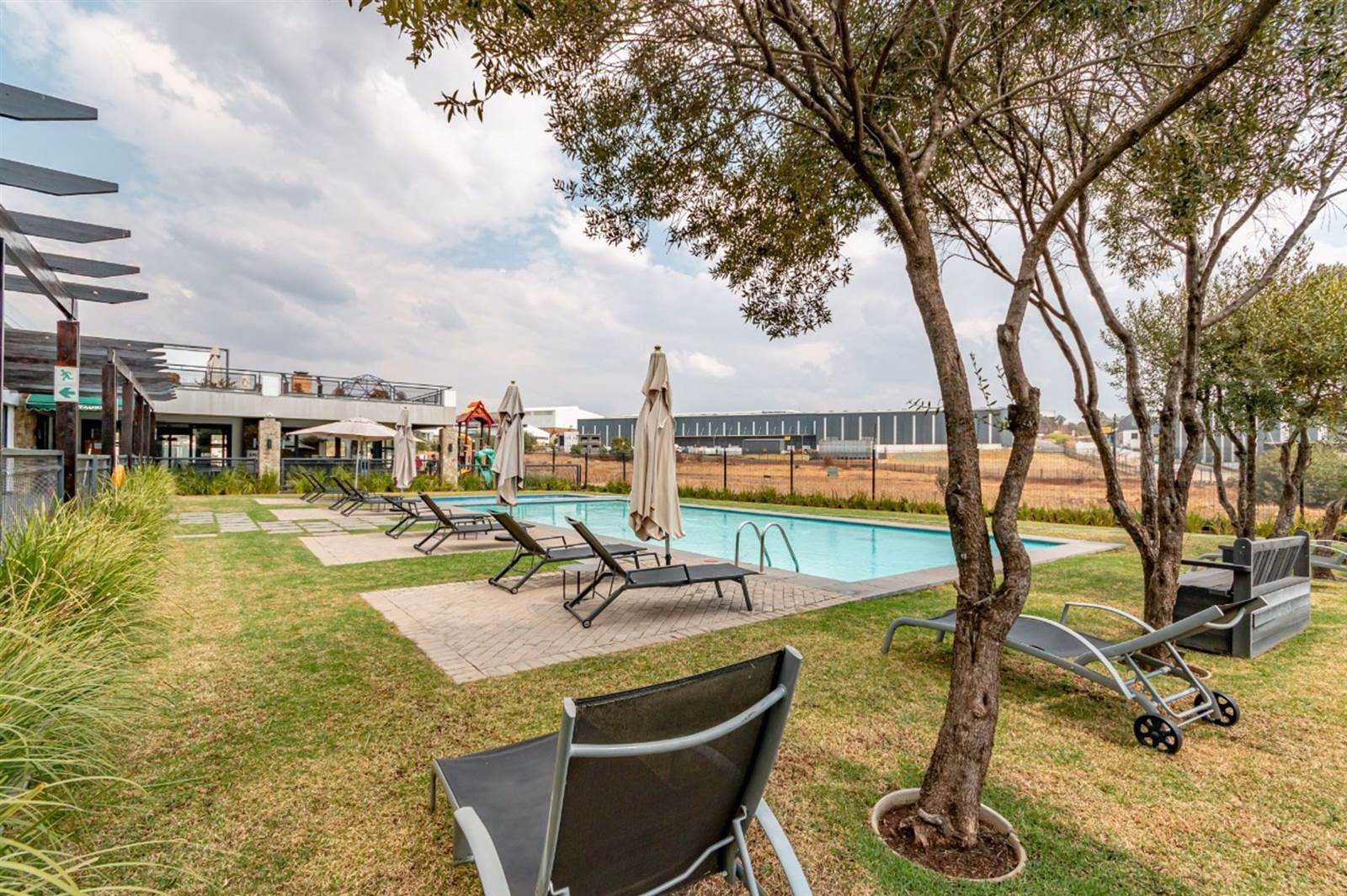2 Bed Apartment in Modderfontein photo number 20