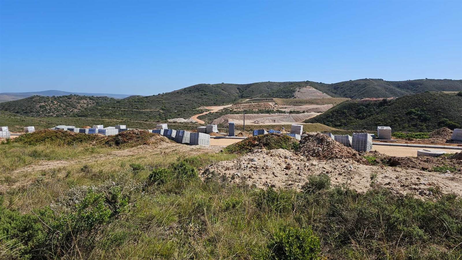 496 m² Land available in Hartenbos photo number 3