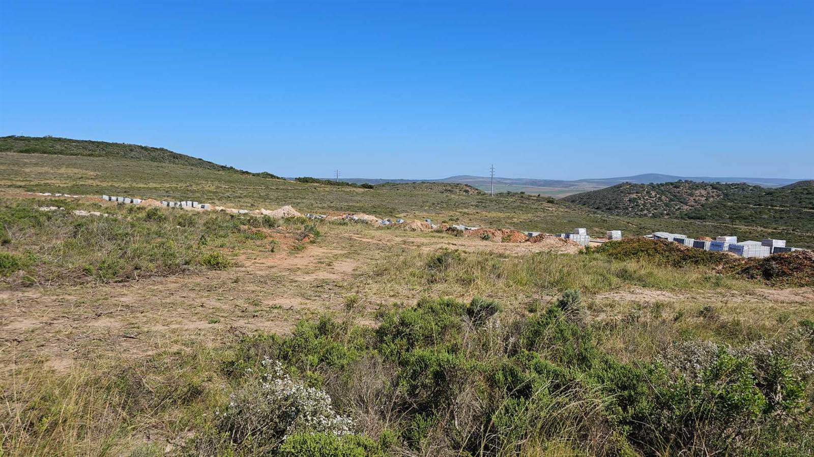 496 m² Land available in Hartenbos photo number 2