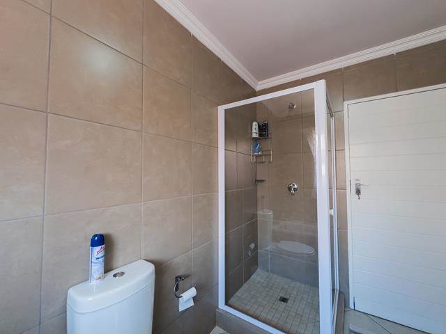 3 Bed Townhouse in Mooikloof Ridge photo number 23