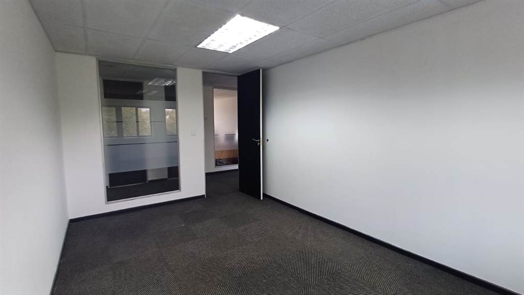 19.2  m² Commercial space in Woodmead photo number 13