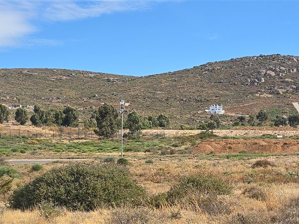 270 m² Land