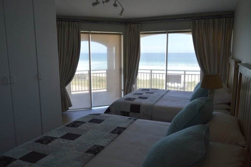 5 Bed Apartment in Jeffreys Bay photo number 27