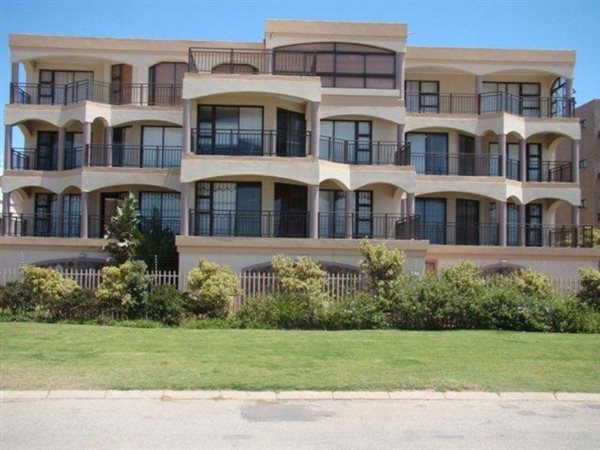 5 Bed Apartment in Jeffreys Bay