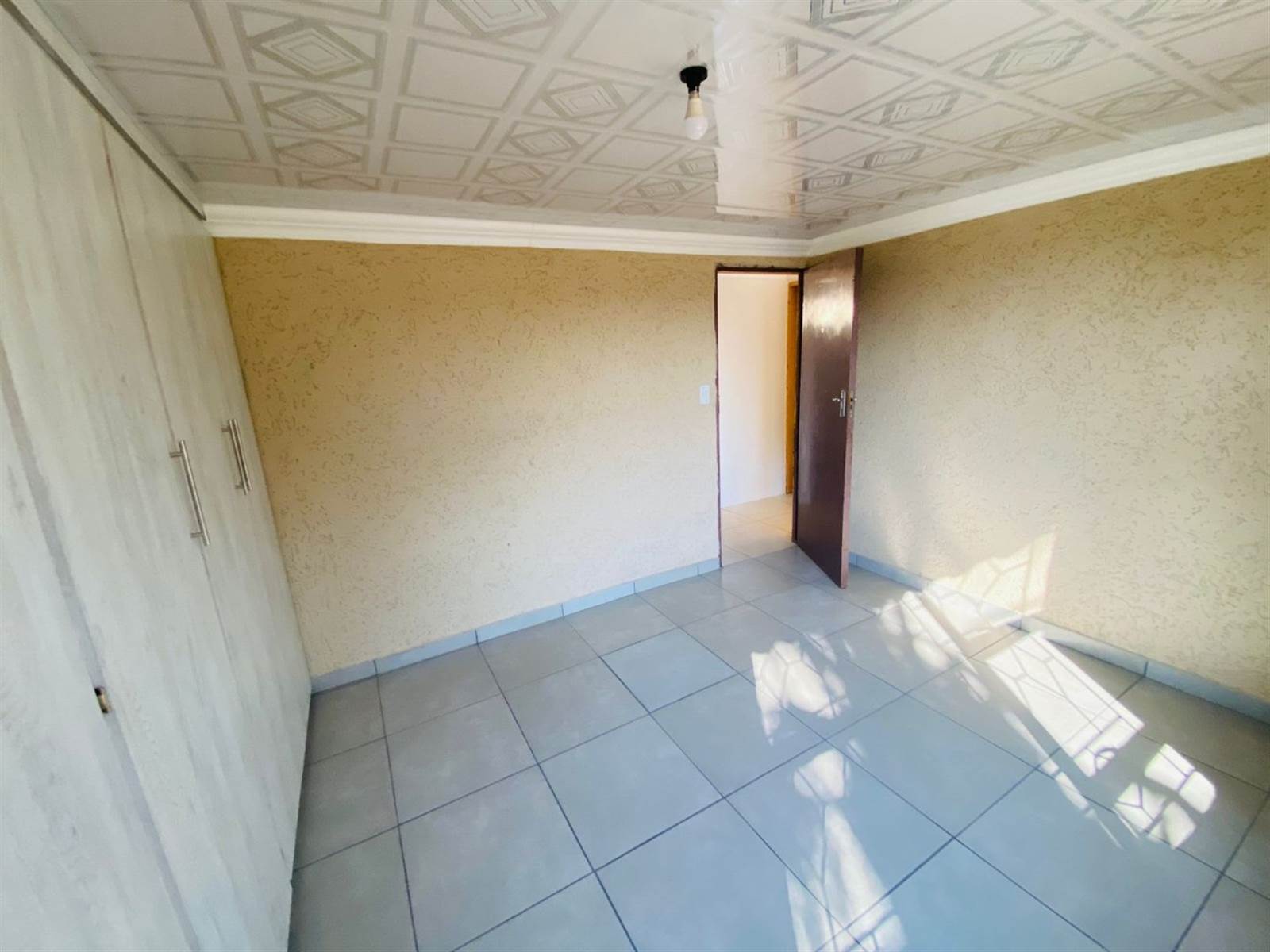 2 Bed House in Mabopane photo number 18