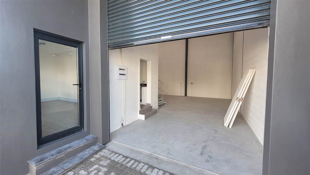 132  m² Industrial space in Parklands photo number 4