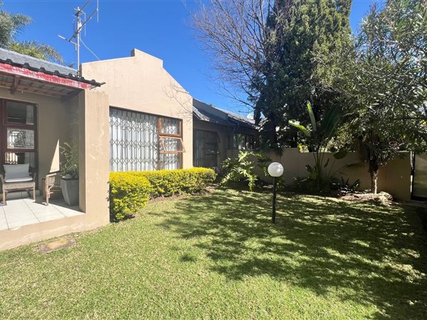 2 Bedroom Townhouse 2 Bedroom Townhouse