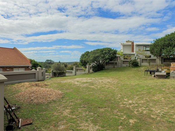 396 m² Land available in Stilbaai