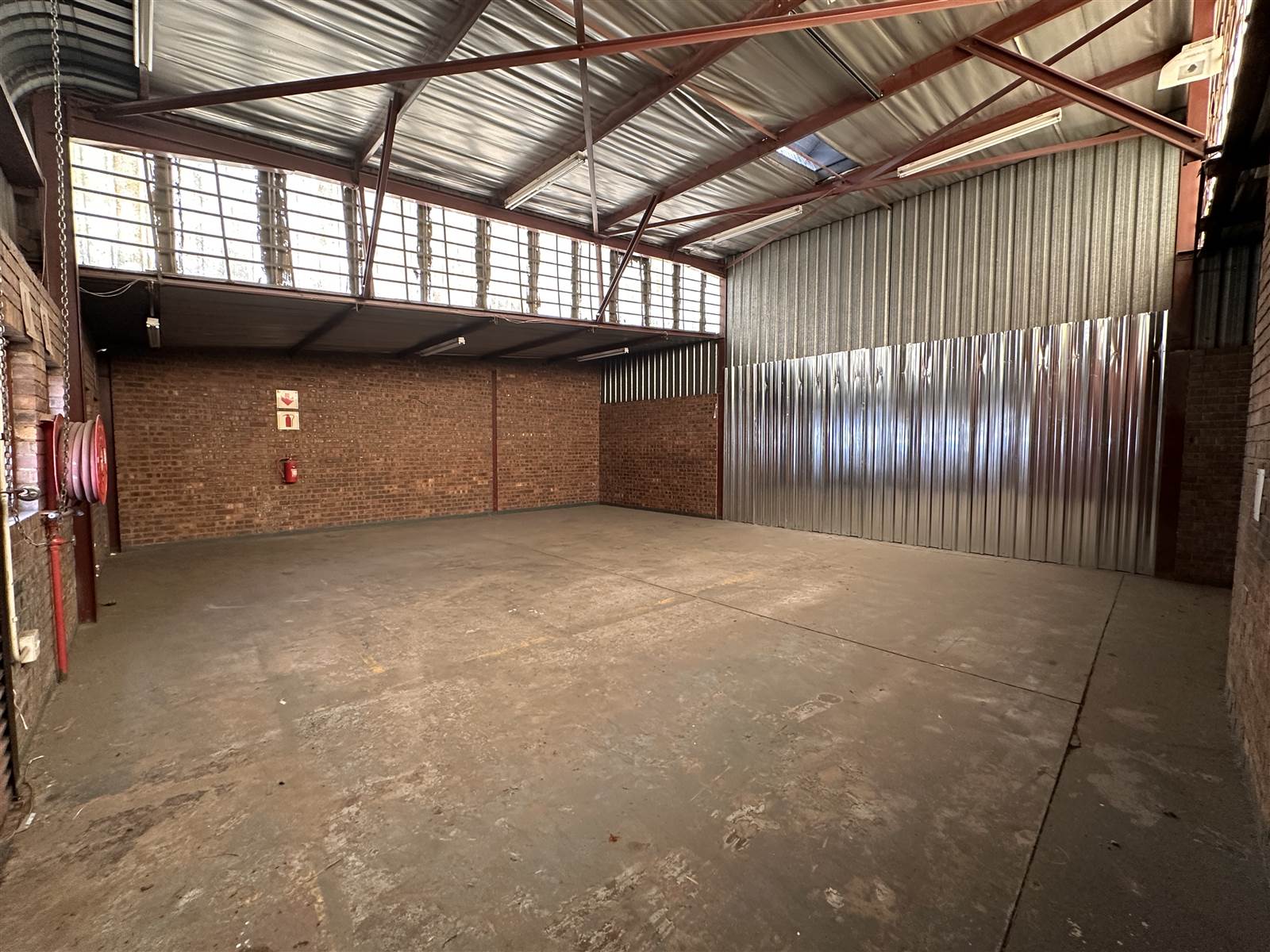 187  m² Industrial space in Wadeville photo number 7