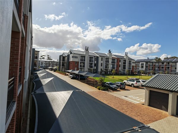 2 Bed Apartment in Vredekloof