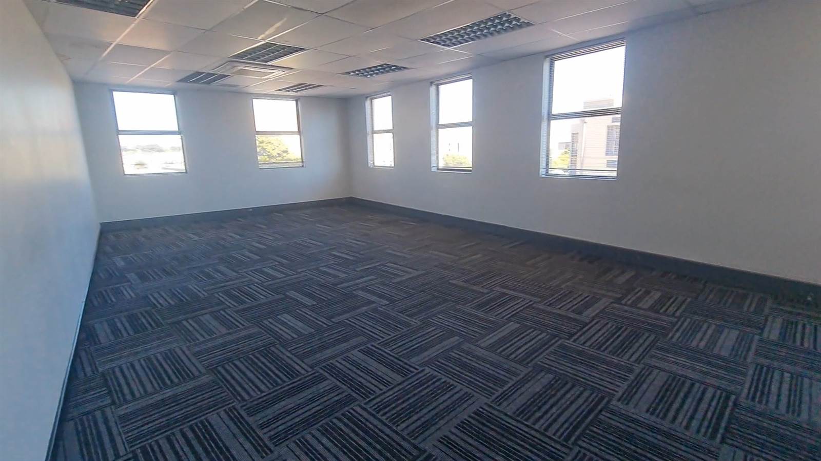 710  m² Commercial space in Century City photo number 12