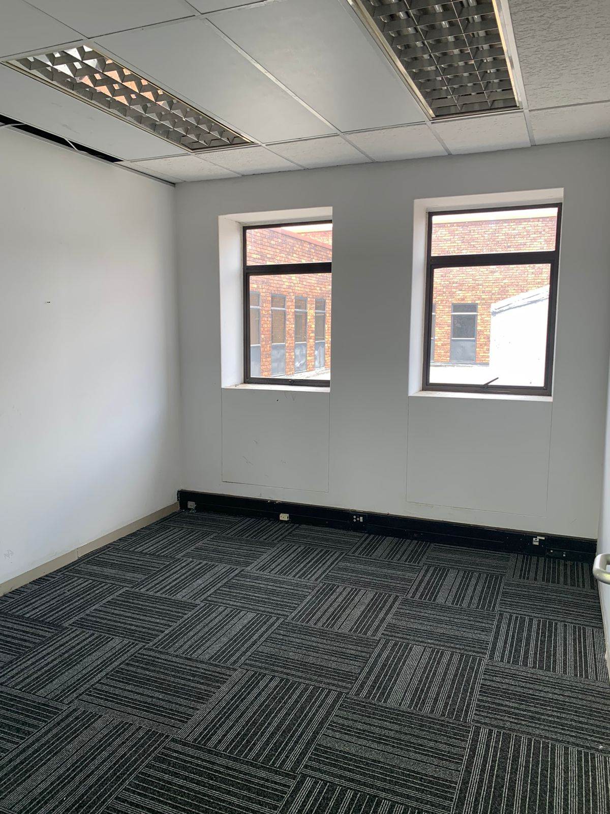 240  m² Commercial space in Rivonia photo number 13
