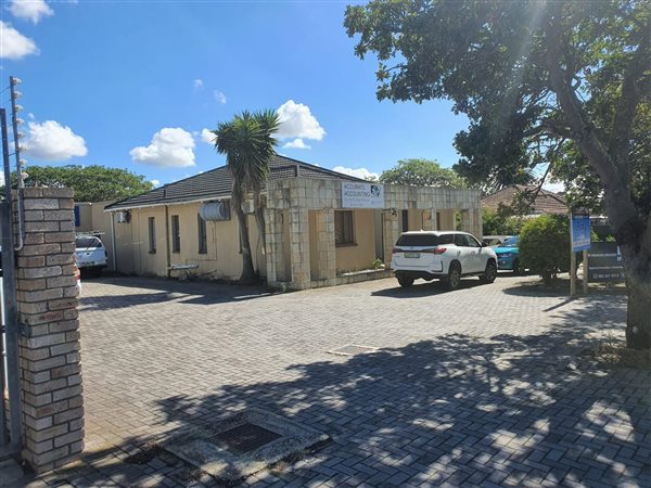297 m² Office Space 297 m² Office Space