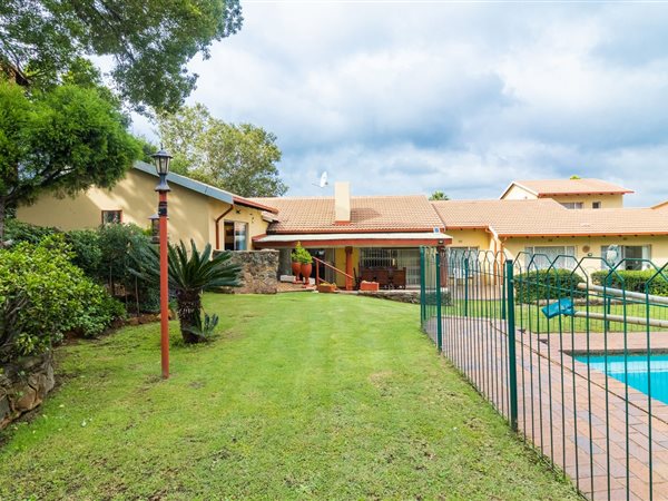 5 Bedroom House 5 Bedroom House