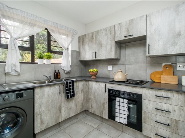 3 Bedroom Townhouse 3 Bedroom Townhouse