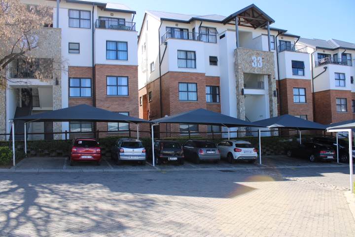 3 Bed Apartment in Olivedale photo number 19