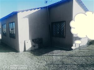 2 Bed House in Duduza