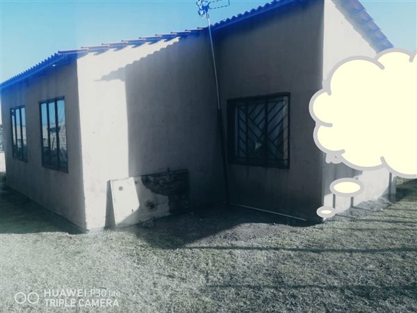 2 Bed House in Duduza