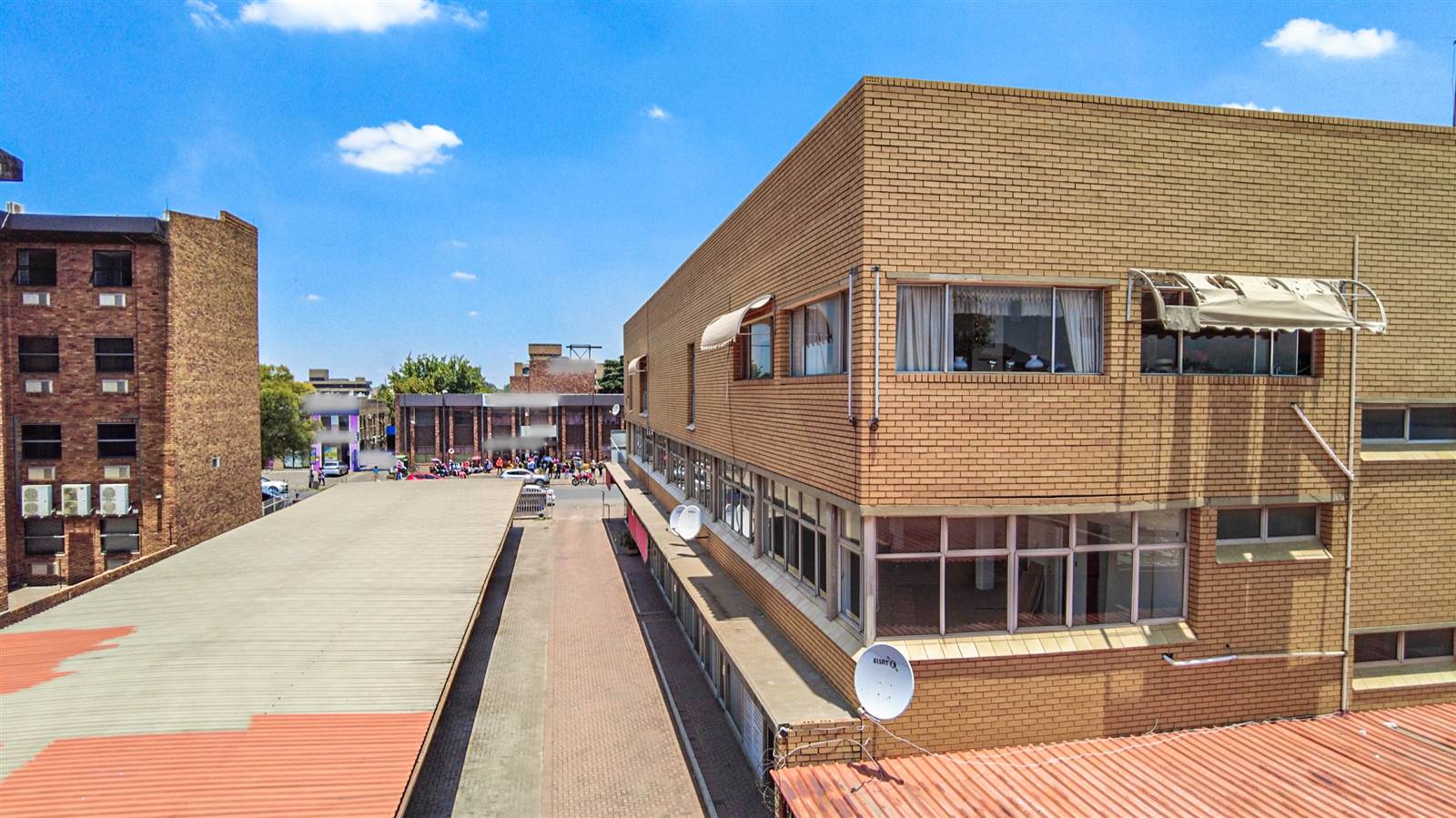 1200  m² Commercial space in Vereeniging Central photo number 2