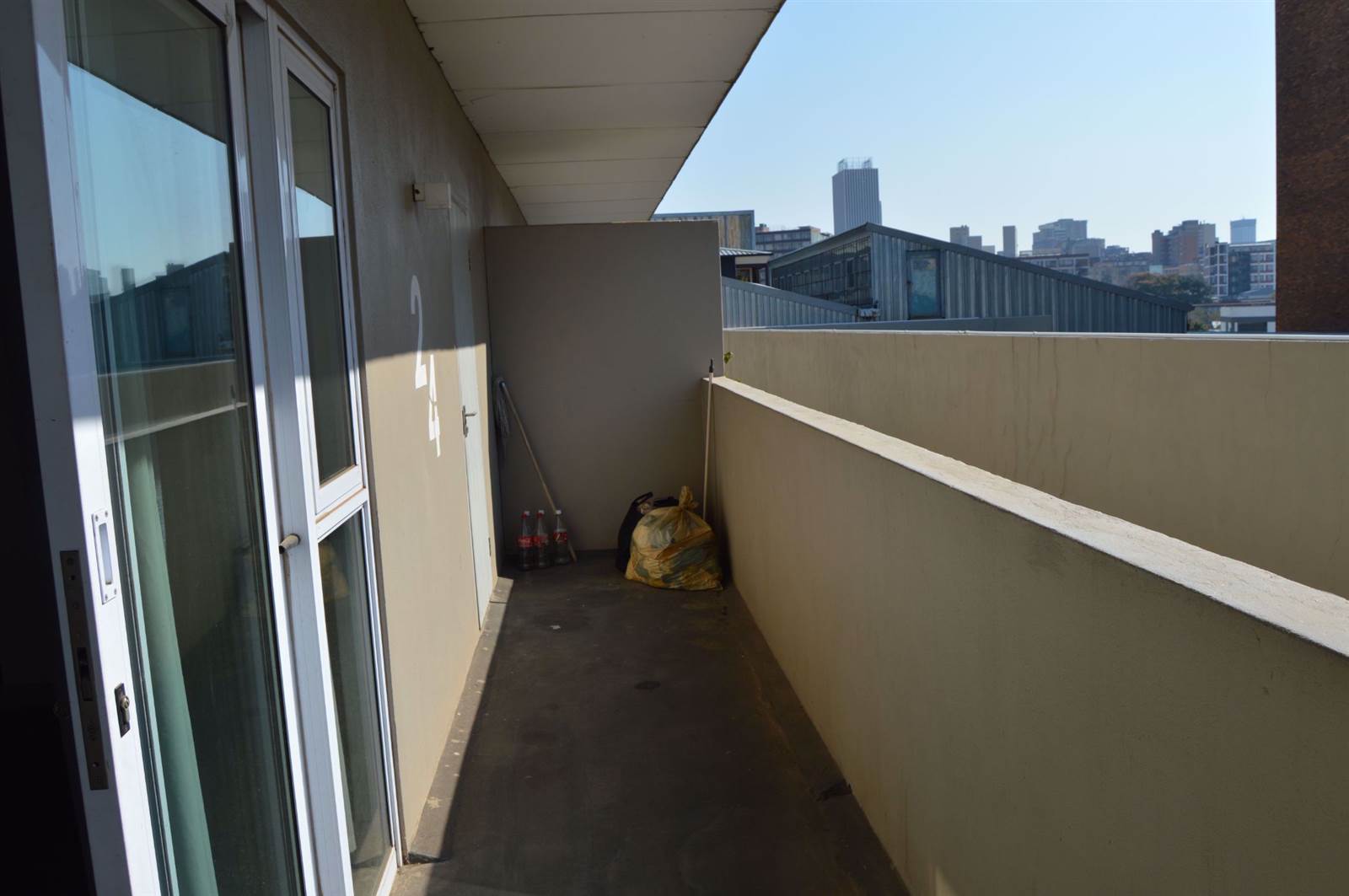 1 Bed Apartment in Maboneng Precinct photo number 24