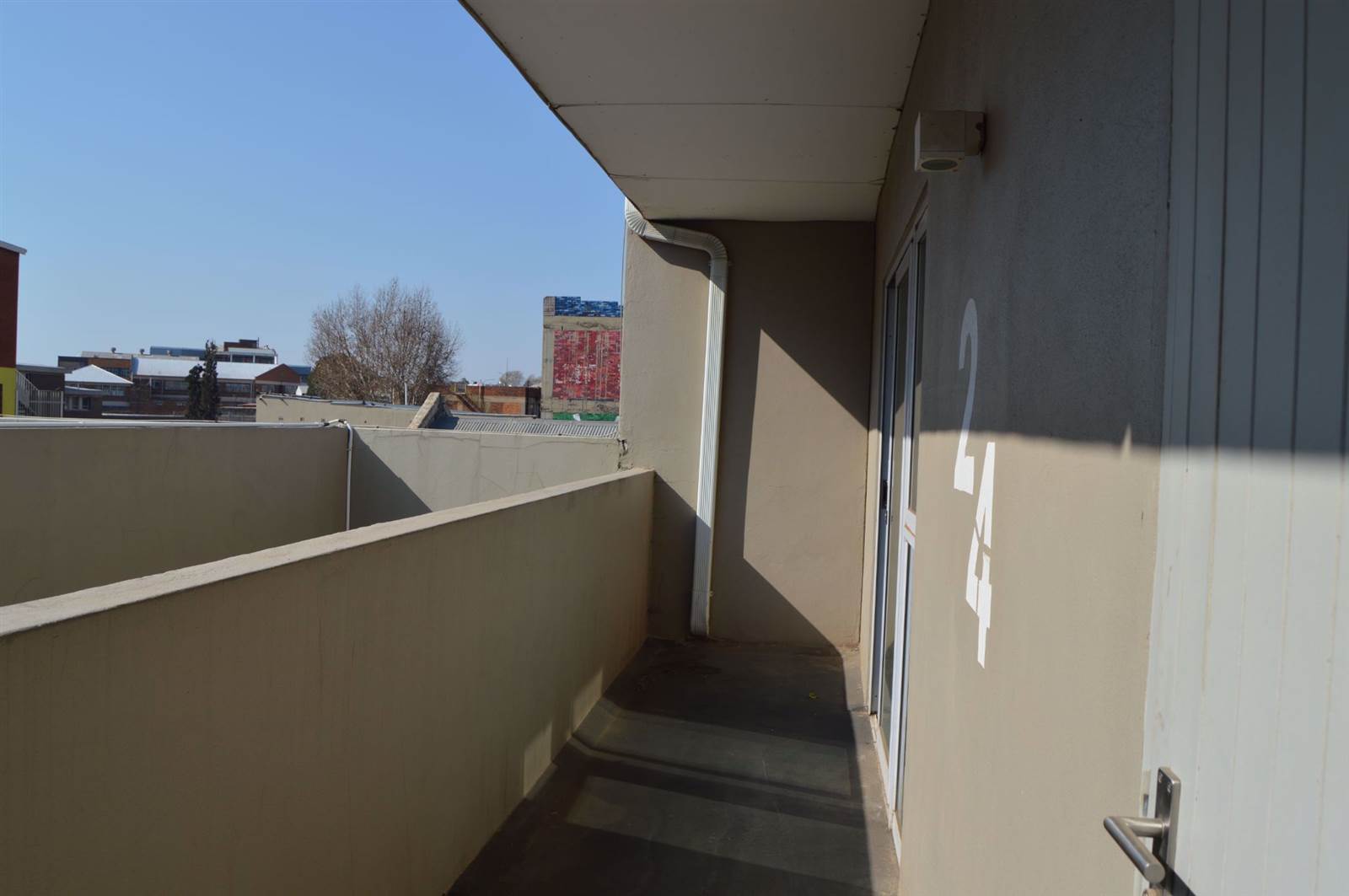 1 Bed Apartment in Maboneng Precinct photo number 23