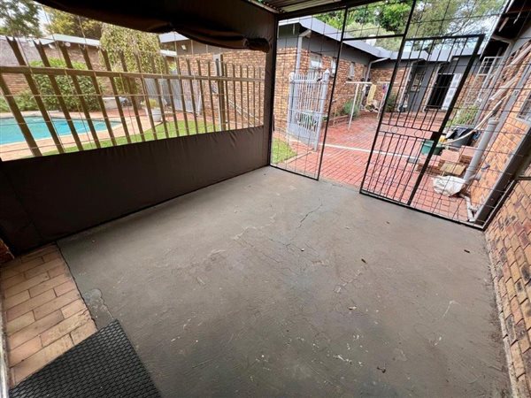 1 Bedroom Townhouse 1 Bedroom Townhouse