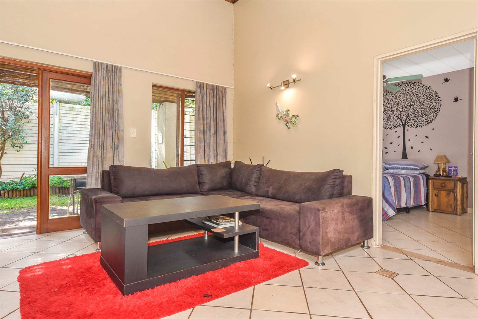 2 Bed Apartment in Jukskei Park photo number 7