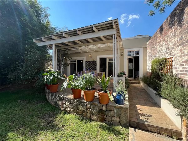 2 Bedroom House 2 Bedroom House