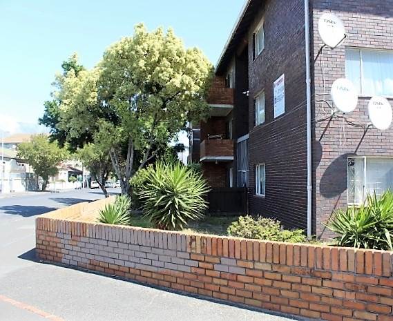 2 Bed Apartment in Maitland photo number 2
