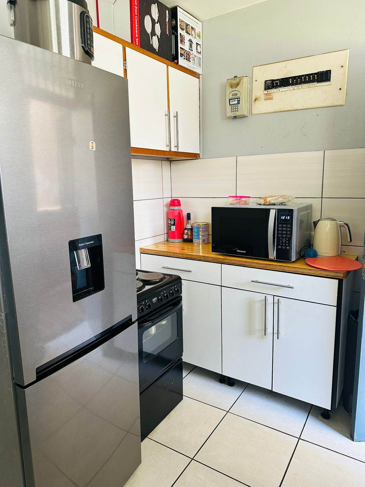 2 Bed Flat in Empangeni Central photo number 2