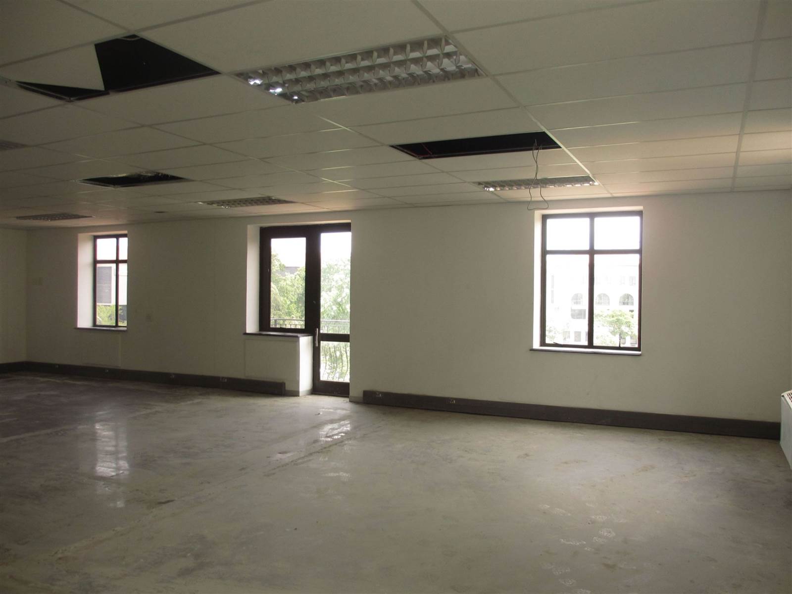 154  m² Commercial space in Fourways photo number 12