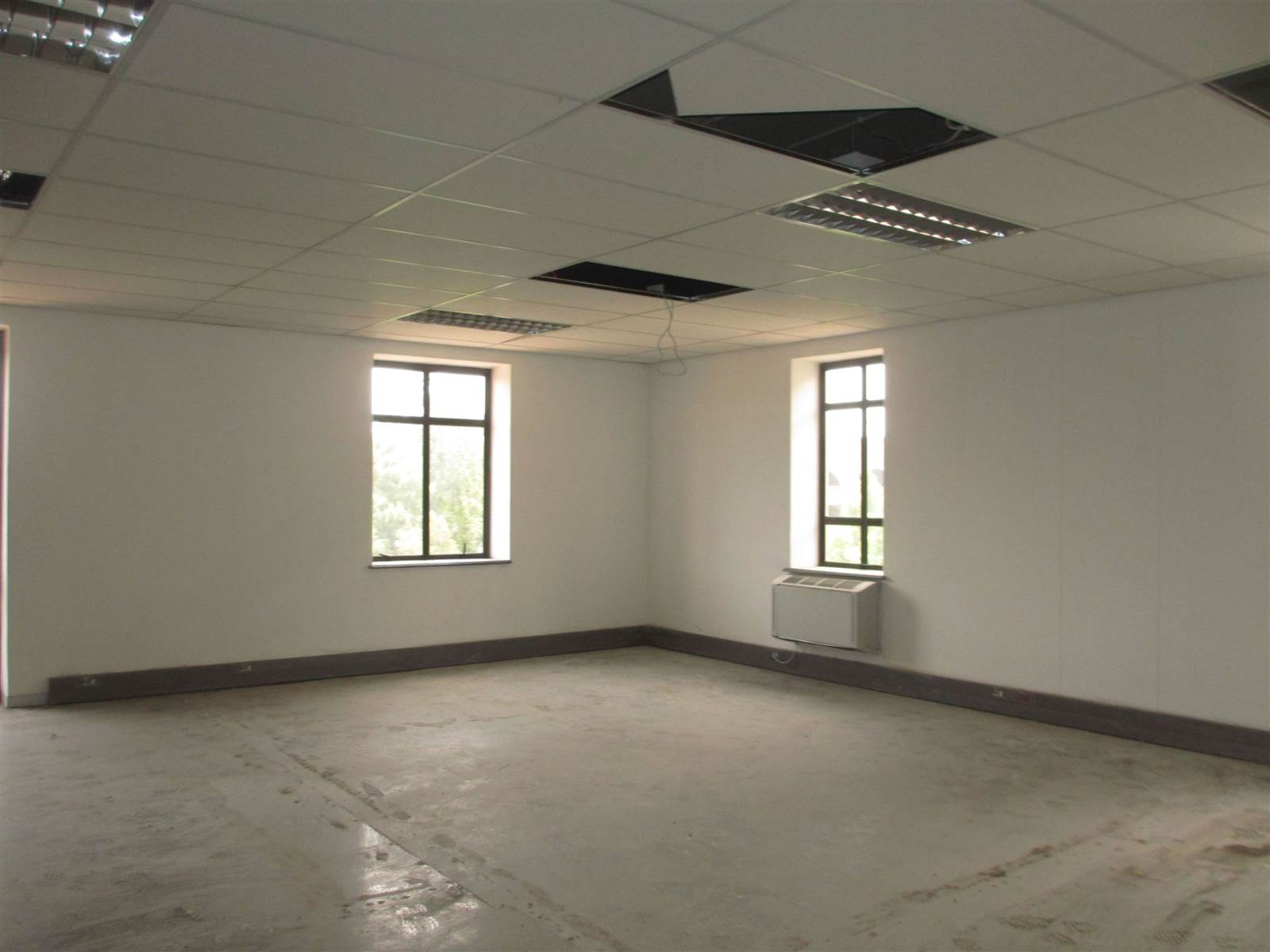 154  m² Commercial space in Fourways photo number 11