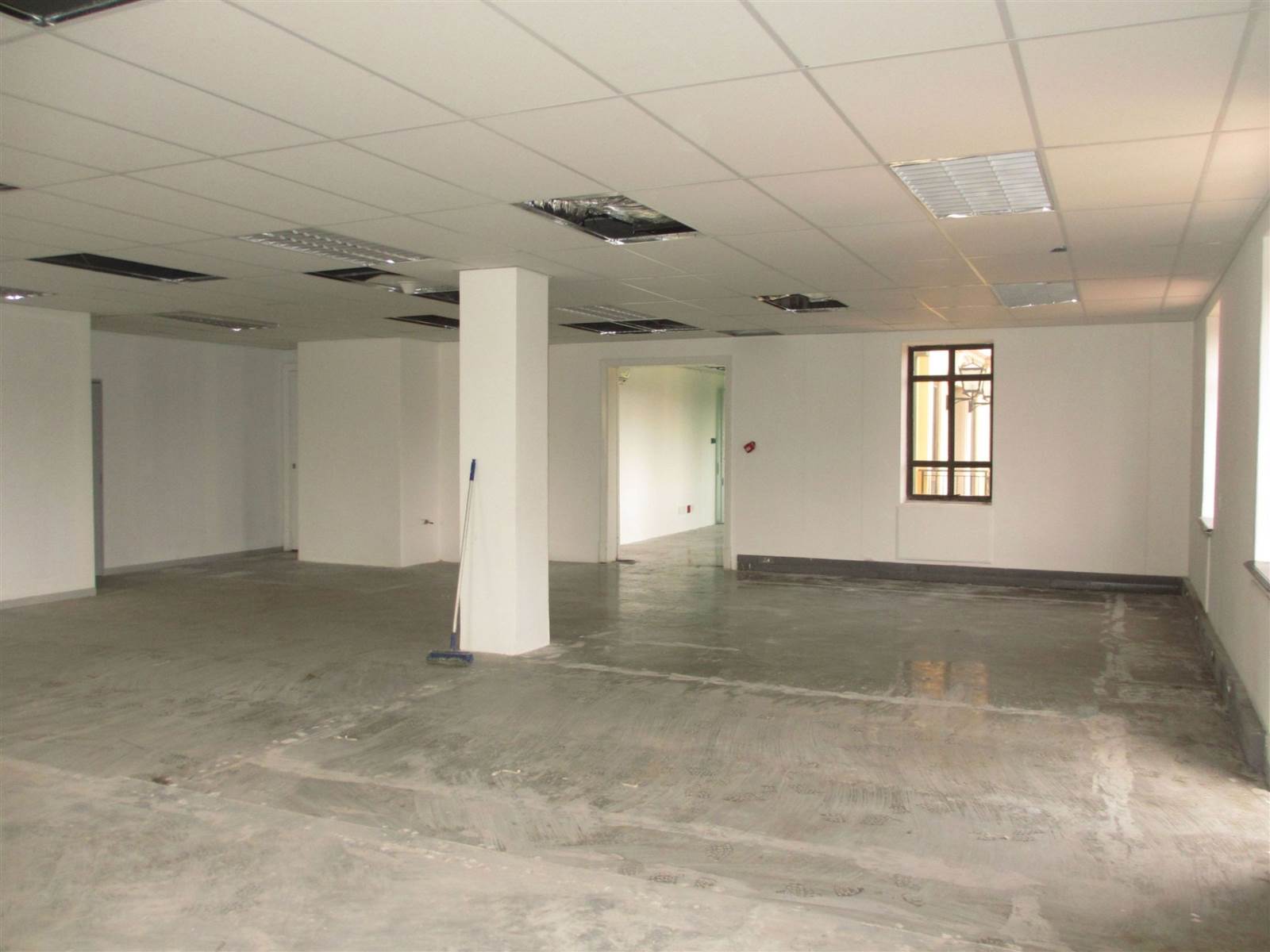 154  m² Commercial space in Fourways photo number 13