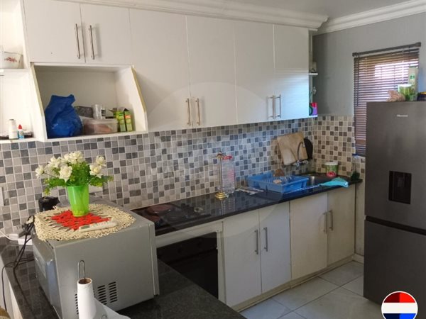 2 Bedroom Townhouse 2 Bedroom Townhouse