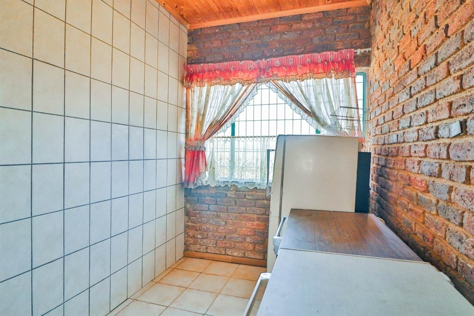 1500  m² Commercial space in Randfontein photo number 19
