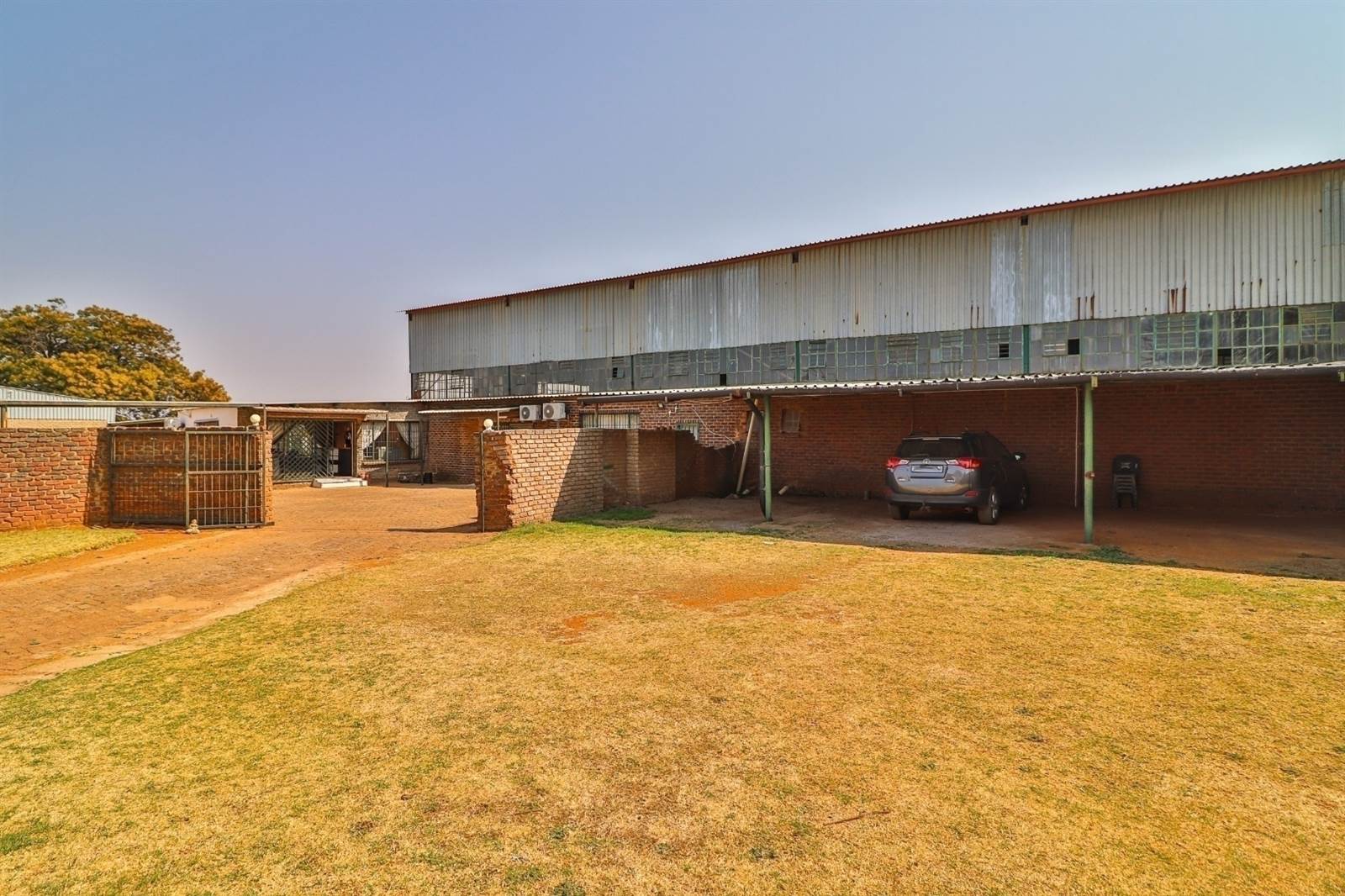 1500  m² Commercial space in Randfontein photo number 4