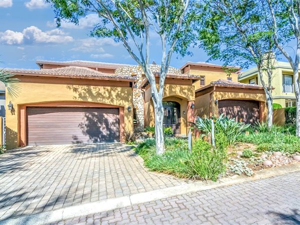 5 Bedroom House 5 Bedroom House
