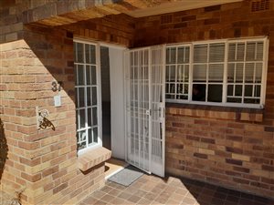 1 Bed Simplex in Bedford Park