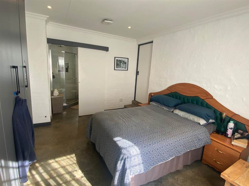 3 Bed Townhouse in Erasmus Park photo number 16