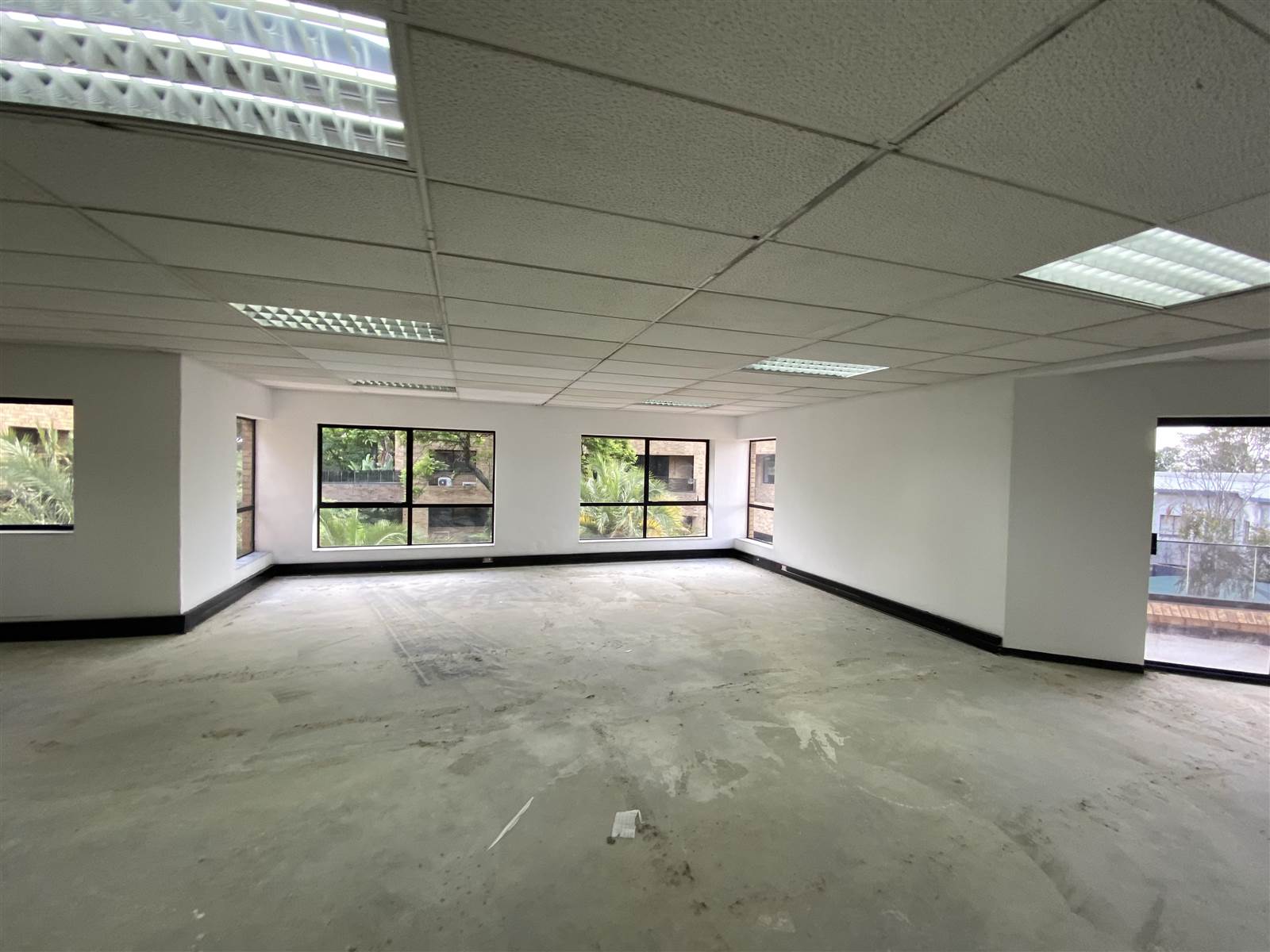 238  m² Commercial space in Morningside photo number 11