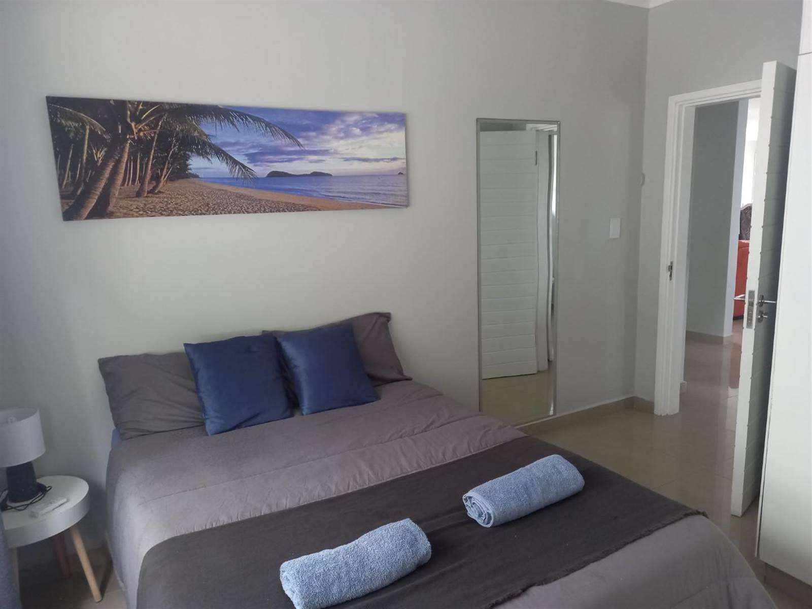 4 Bed House in Blythedale Beach photo number 8