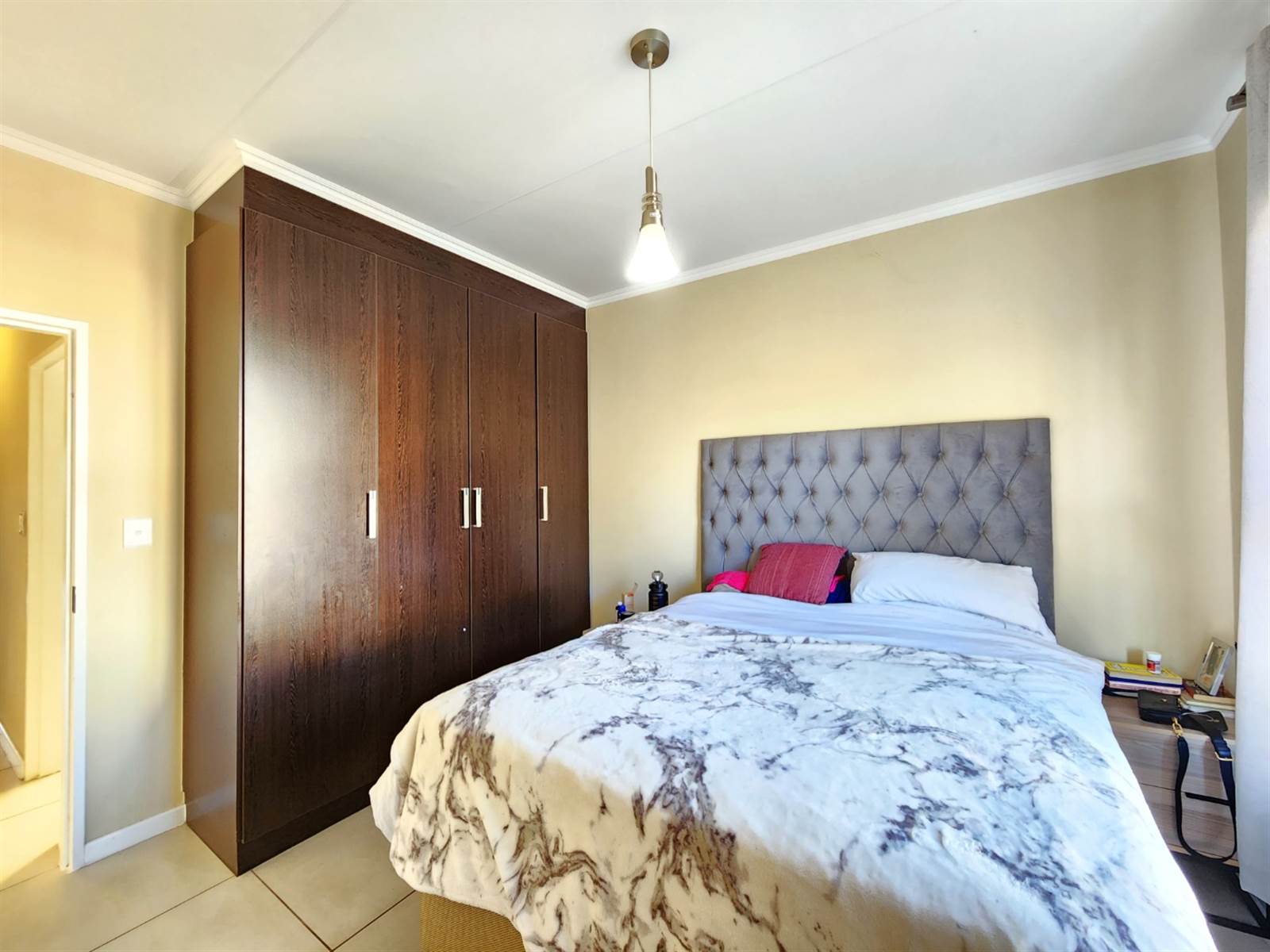 2 Bed Apartment in Kyalami photo number 19