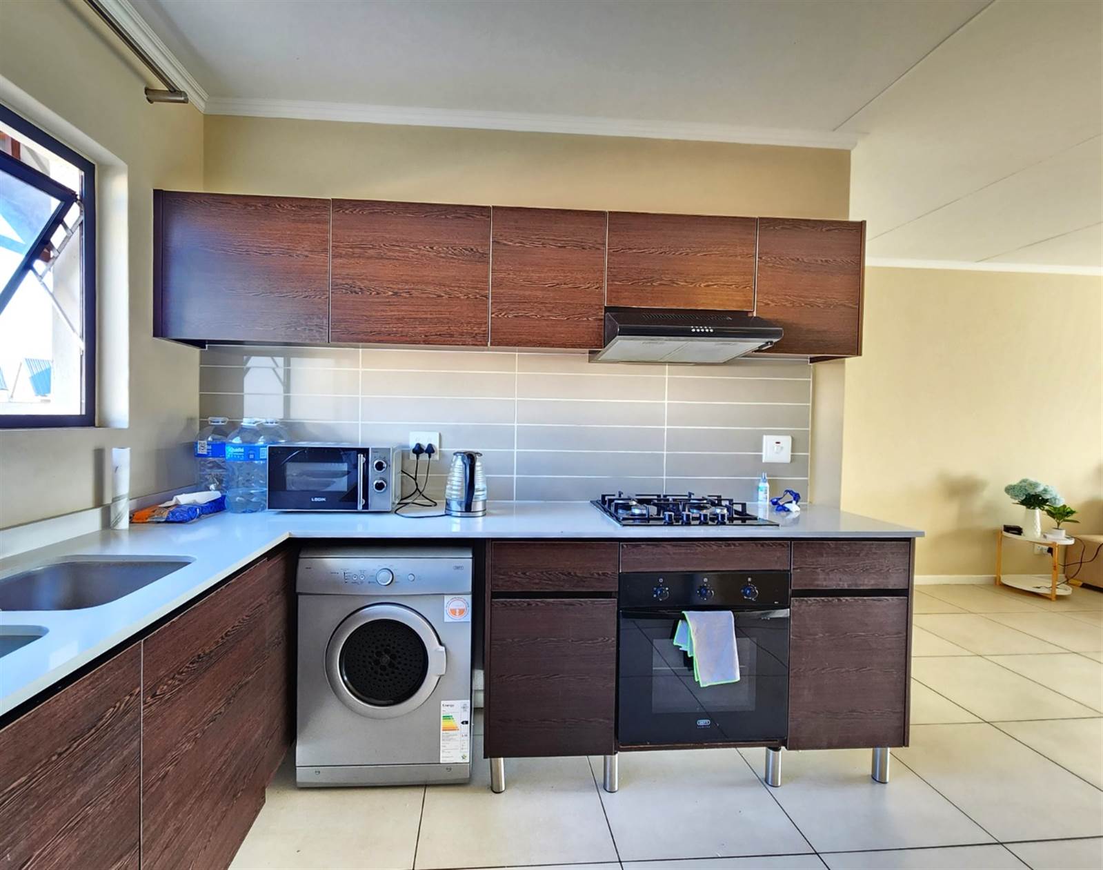 2 Bed Apartment in Kyalami photo number 7