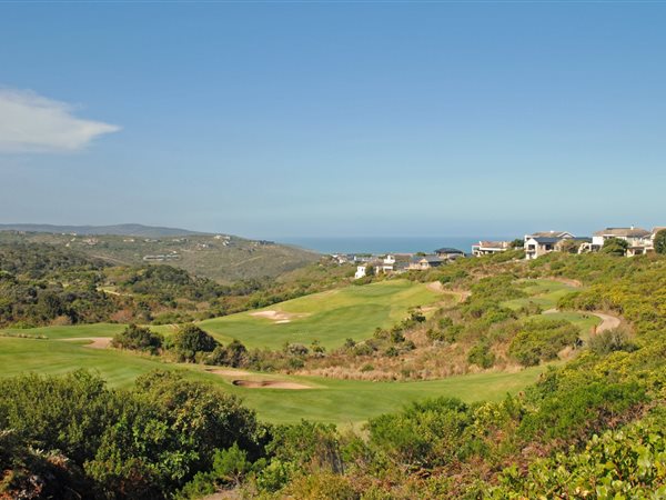 1311 m² Land available in Pezula Golf Estate