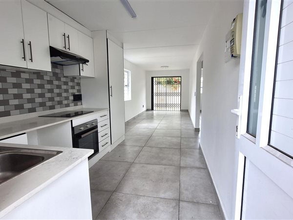 2 Bed Apartment in Ruyterwacht